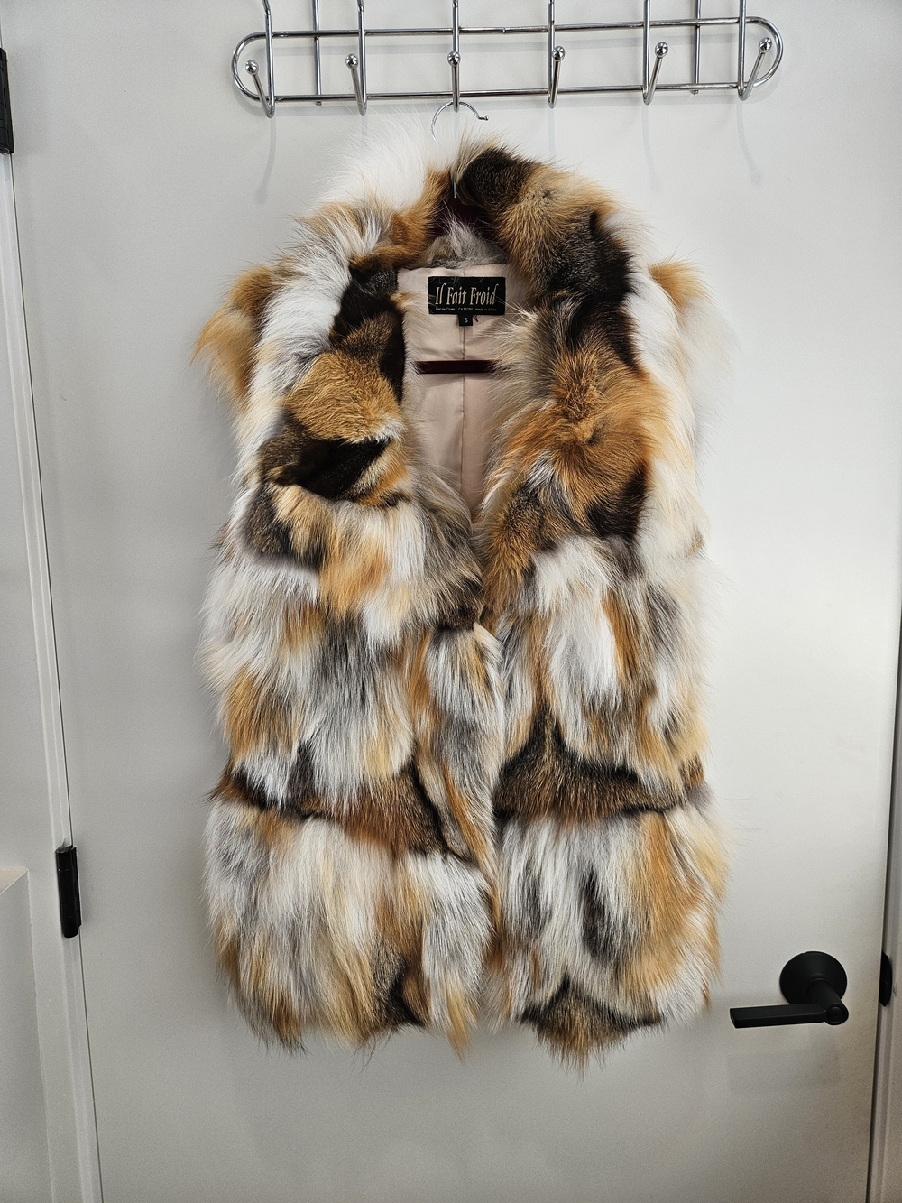 Il Fait Froid Multi-Color Natural Sectioned Red Fox Fur Vest